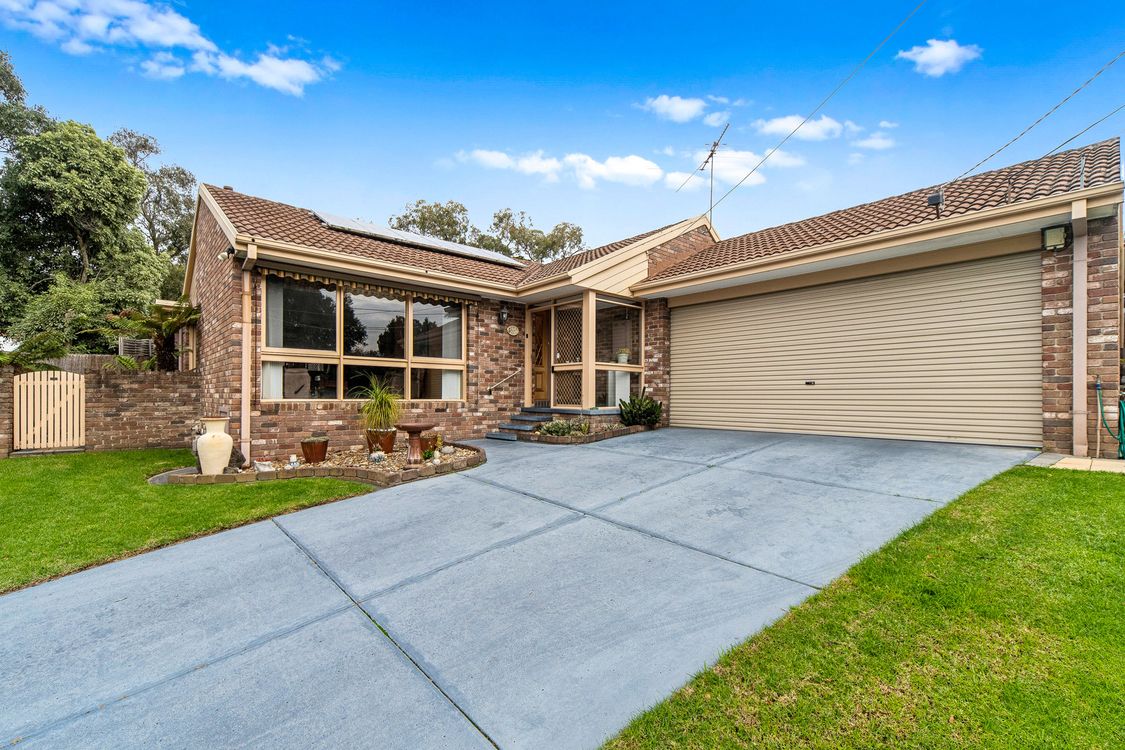 Image 1 - sold property - 5 Russett Court, Frankston, VIC 3199