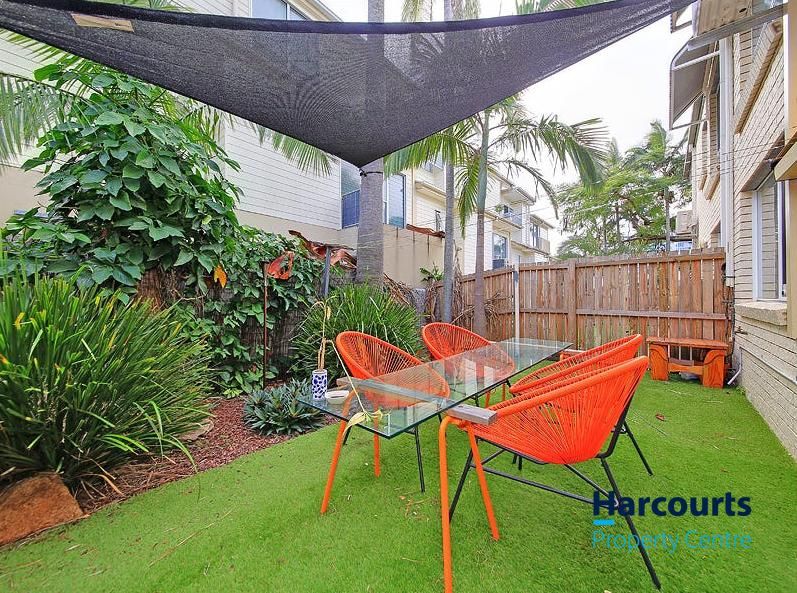 Image 1 - Property for rent - 3/11 Edmond Street, COORPAROO, QLD 4151
