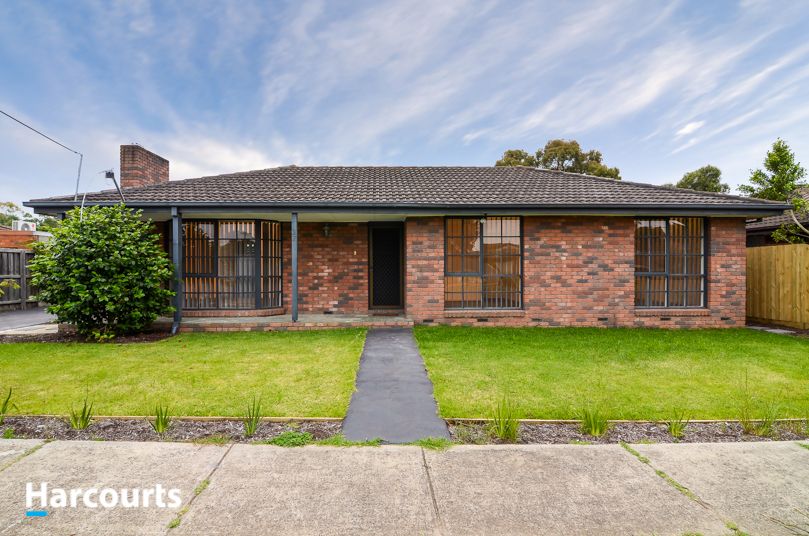 Image 1 - Property for rent - 1/27 Greenwood Drive, Carrum Downs, VIC 3201