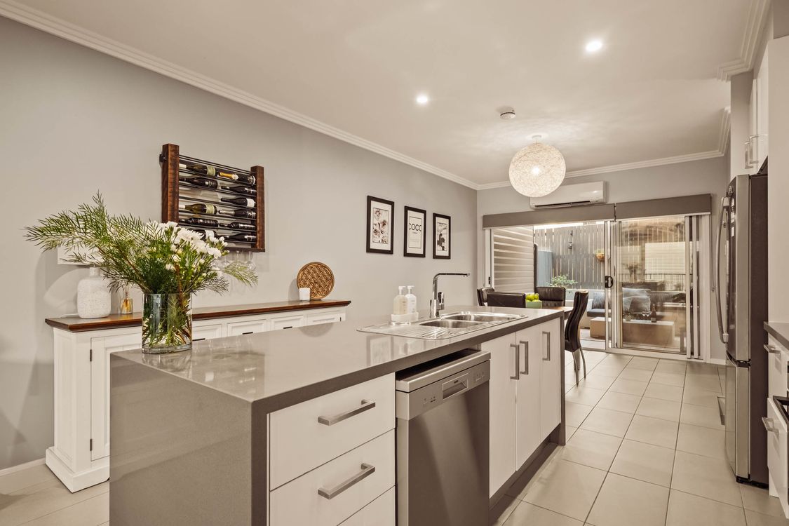 Image 1 - Property for sale - 2/53 Raby Road, COORPAROO, QLD 4151