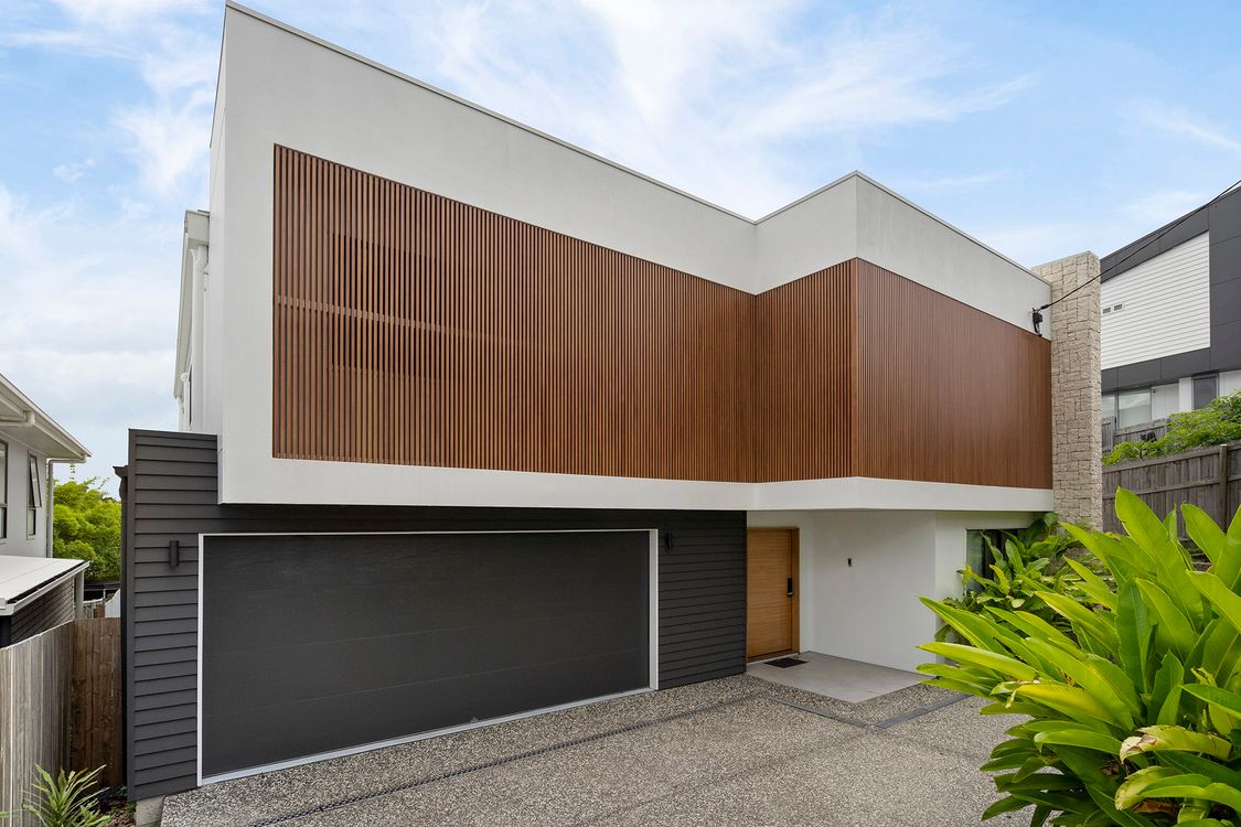 Image 1 - Property for rent - 318 Chatsworth Road, COORPAROO, QLD 4151