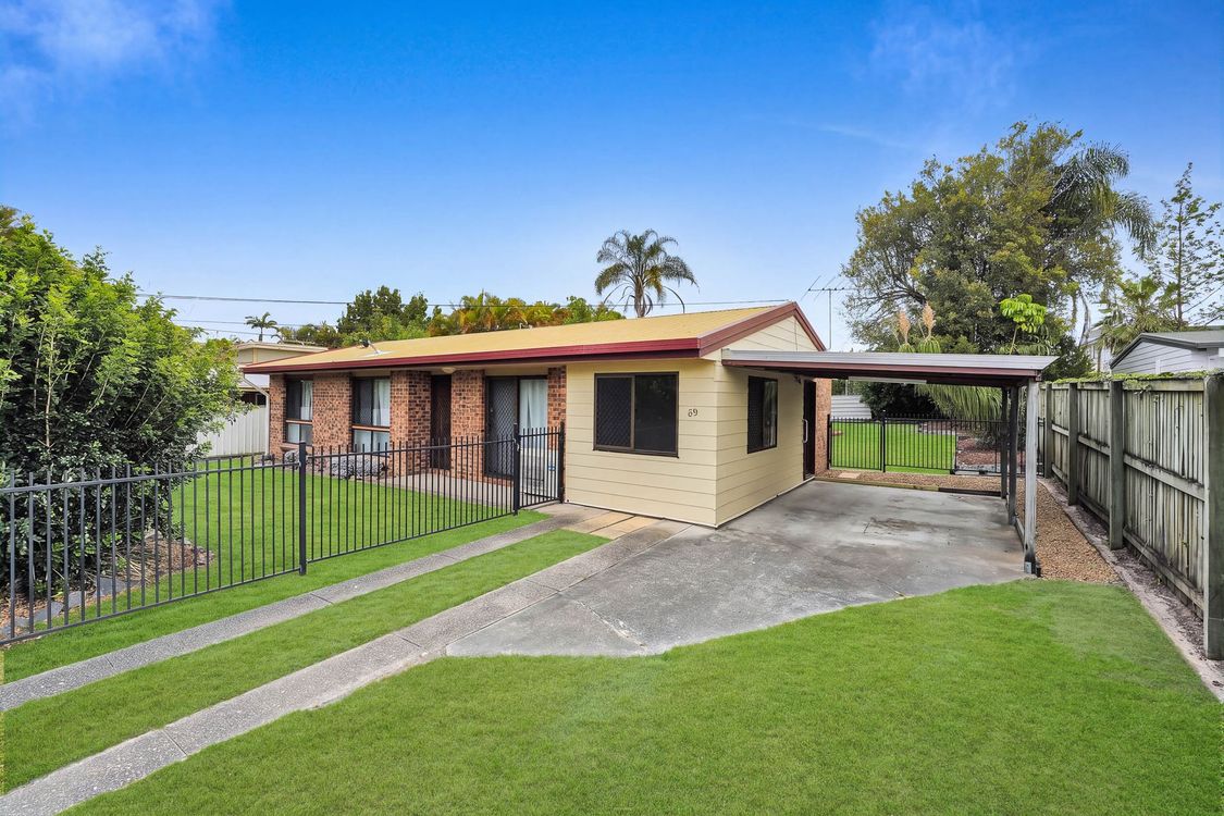 Image 1 - Property for sale - 89 Waratah Drive, CRESTMEAD, QLD 4132