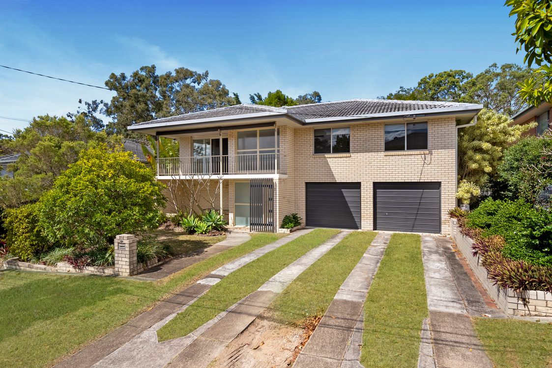 Image 1 - Property for rent - 43 Hillock Street, COORPAROO, QLD 4151