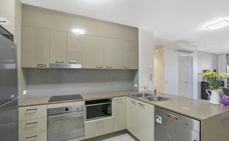 Image 1 - Property for rent - 11/70 Durham Street, ST LUCIA, QLD 4067