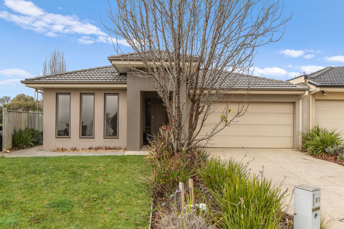 Image 1 - Property for rent - 81 Greenside Circuit, Sandhurst, VIC 3977