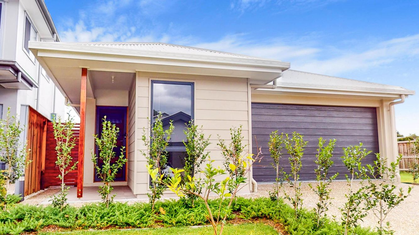 Image 1 - Property for rent - 38 Lincoln Crescent, UPPER KEDRON, QLD 4055