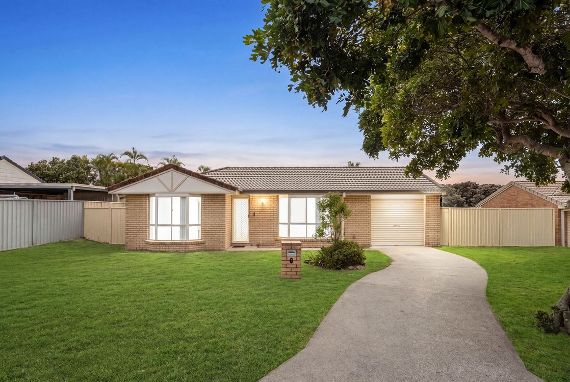 Image 1 - Property for sale - 6 Wilkinson Drive, CRESTMEAD, QLD 4132